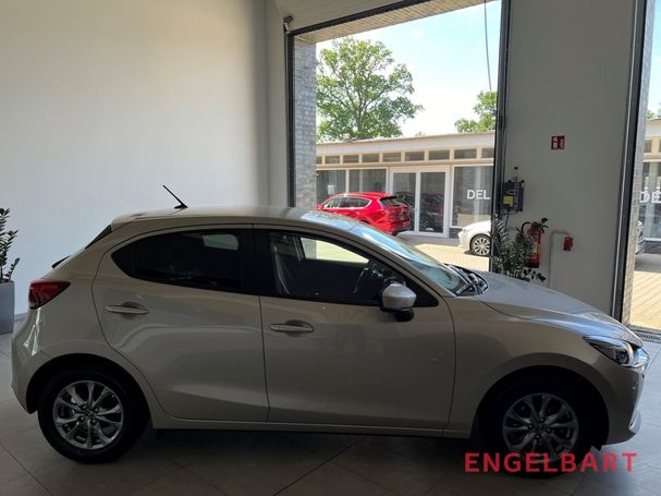 Mazda 2 90 66 kW image number 2