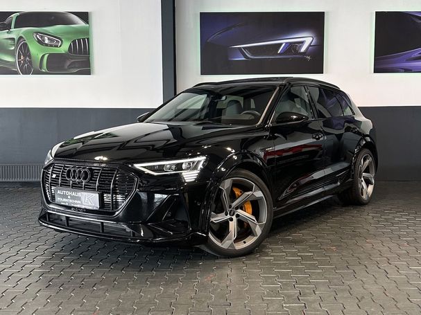 Audi e-tron 55 S-line 300 kW image number 1