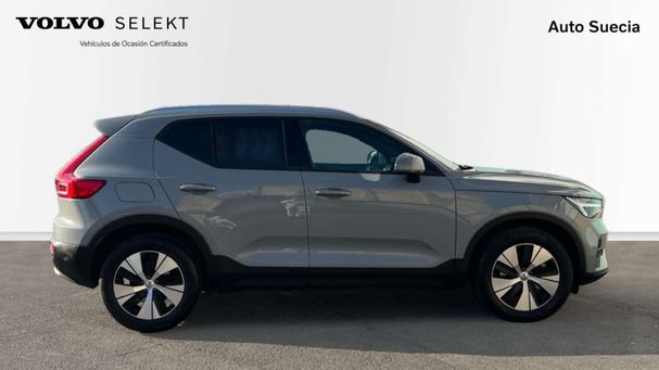 Volvo XC40 AWD 120 kW image number 3