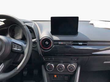 Car image 14