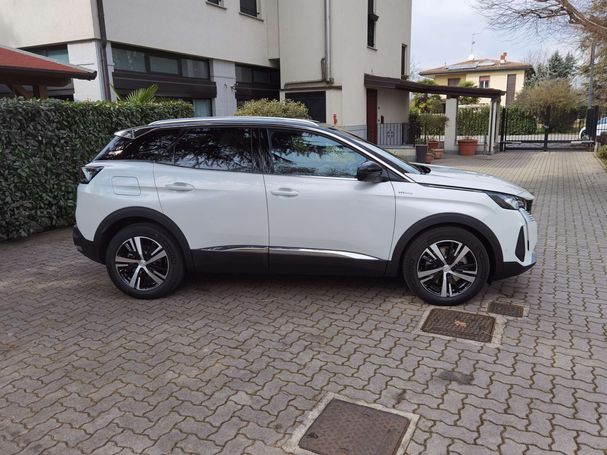 Peugeot 3008 1.6 Hybrid e-EAT8 165 kW image number 4