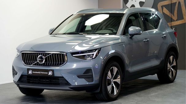 Volvo XC40 Recharge T4 Core 155 kW image number 17