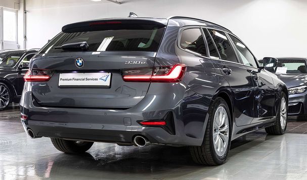 BMW 330 Touring 185 kW image number 4