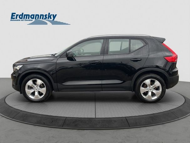 Volvo XC40 D4 AWD Momentum Pro 140 kW image number 5