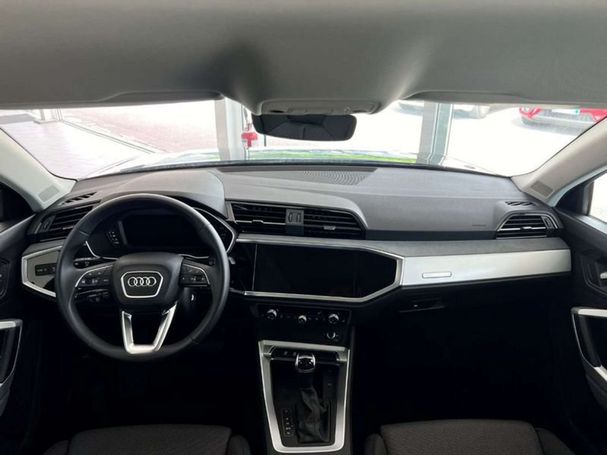 Audi Q3 35 TDI S tronic Business 110 kW image number 6