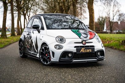 Car image 4