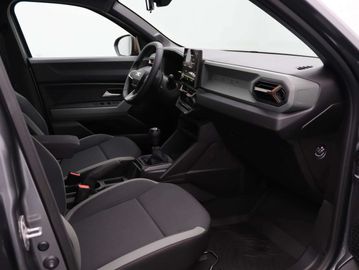 Car image 31