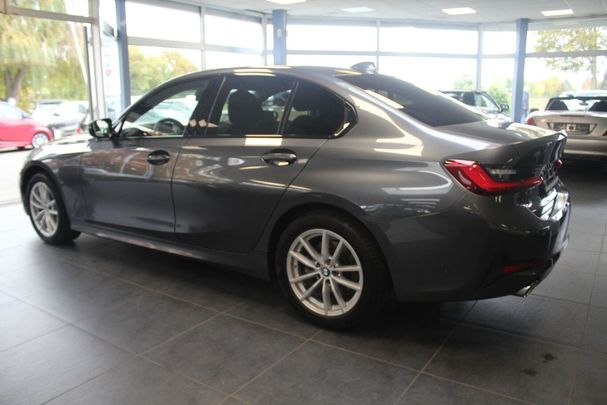 BMW 320d xDrive Sport Line 140 kW image number 5