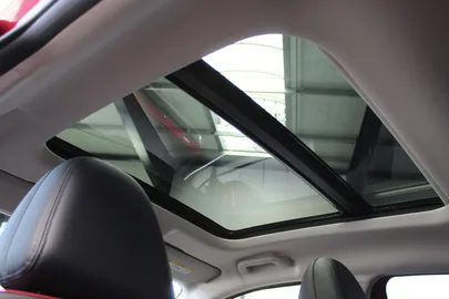 Car image 28
