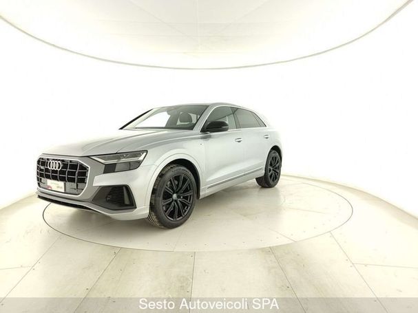 Audi Q8 55 TFSI quattro Tiptronic S-line Sport 250 kW image number 1