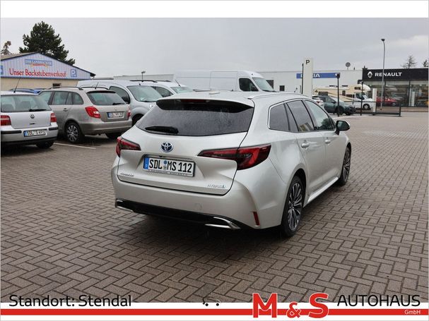 Toyota Corolla 1.8 Hybrid Touring Sports 103 kW image number 3