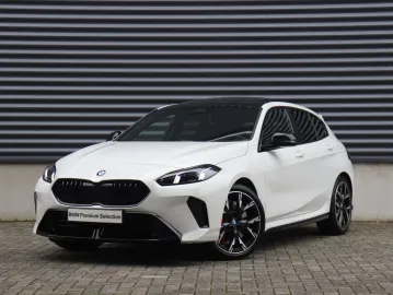 Car image 36