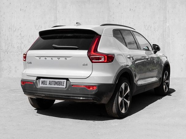 Volvo XC40 B4 Plus Dark 145 kW image number 2