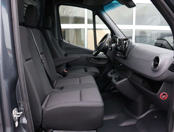 Mercedes-Benz Sprinter 319 CDI 140 kW image number 30