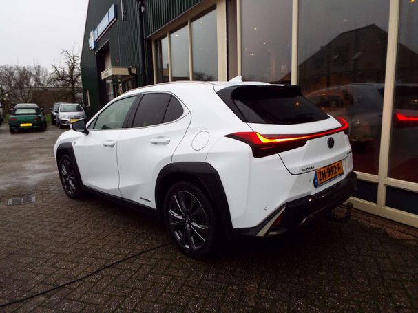 Lexus UX 250h 135 kW image number 3