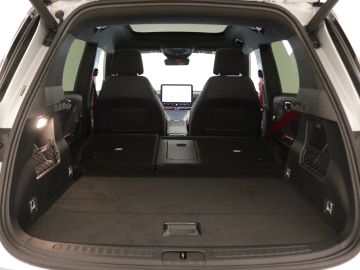 Car image 35