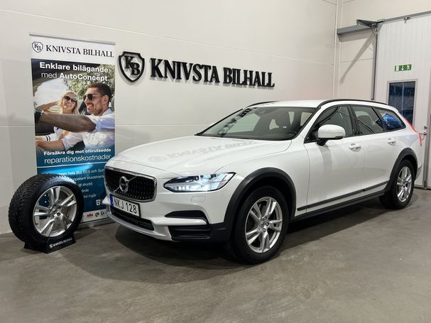 Volvo V90 Cross Country D4 AWD 140 kW image number 11