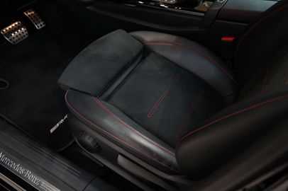 Car image 37