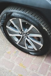 Car image 42
