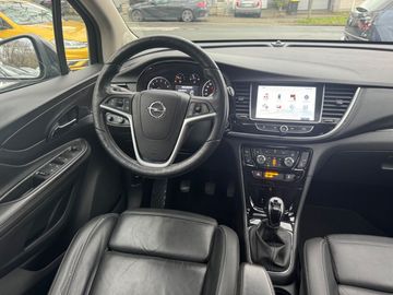 Car image 16