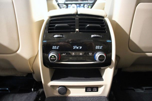 BMW 520d Touring 140 kW image number 25