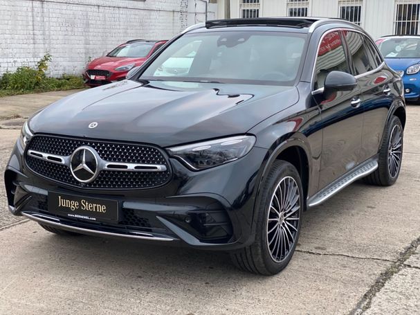 Mercedes-Benz GLC 300 e AMG 230 kW image number 1