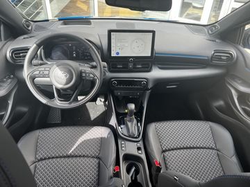 Car image 10