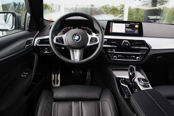 BMW 520i 135 kW image number 14