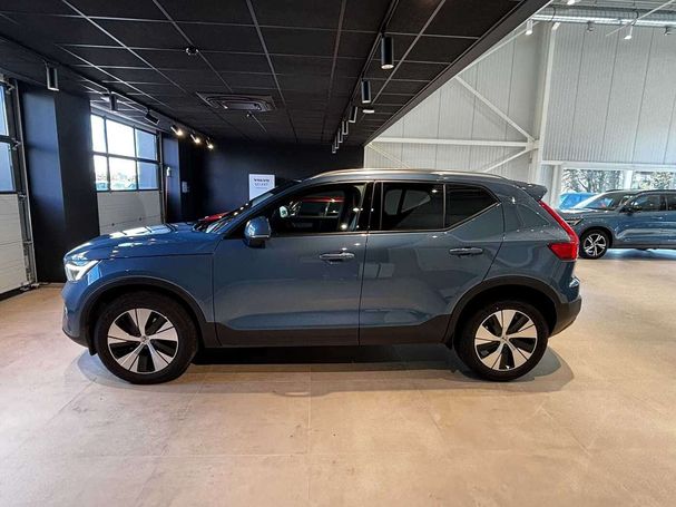 Volvo XC40 B3 Core 120 kW image number 6