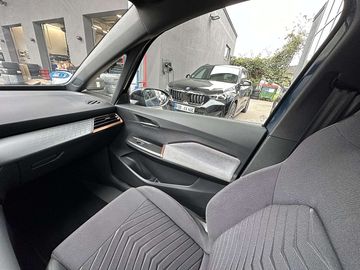 Car image 41