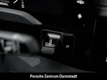 Car image 34
