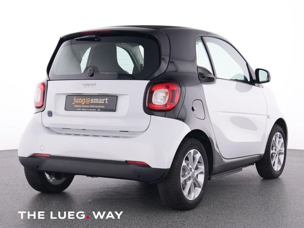 Smart ForTwo coupe EQ passion 60 kW image number 2