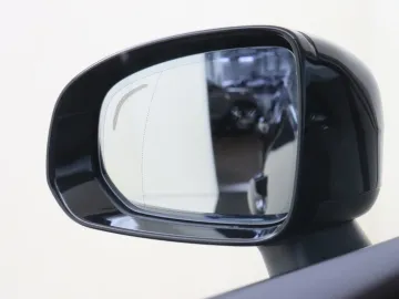 Car image 33