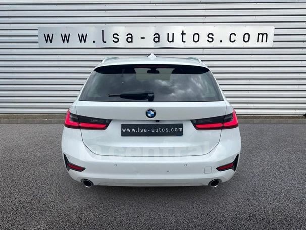 BMW 320d Touring xDrive 140 kW image number 6