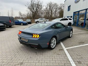 Car image 37