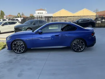Car image 32