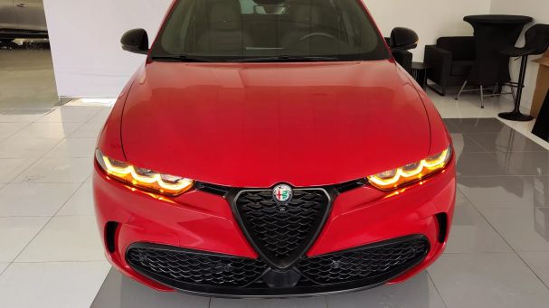 Alfa Romeo Tonale 1.5 Tributo Italiano 118 kW image number 3