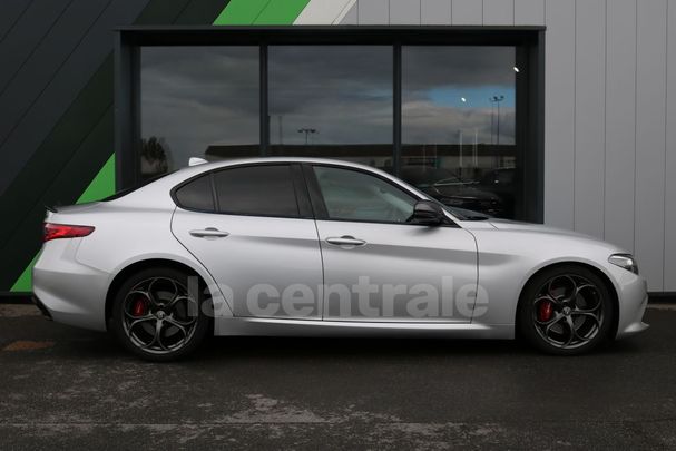 Alfa Romeo Giulia 2.2 AT8 140 kW image number 12