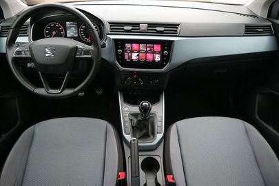 Car image 11