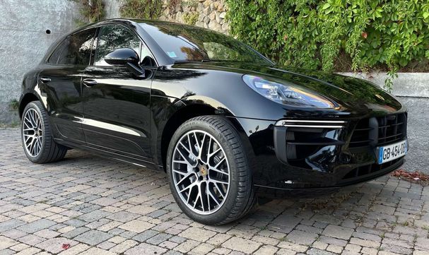 Porsche Macan Turbo PDK 324 kW image number 2