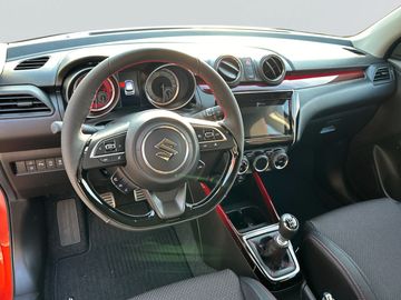 Car image 11