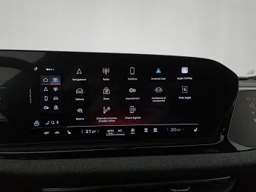 Car image 33