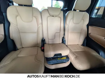 Car image 32