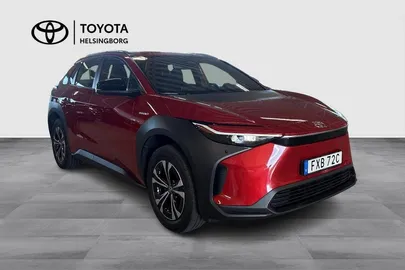 Car image 2