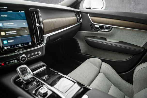 Volvo V90 AWD T6 261 kW image number 10