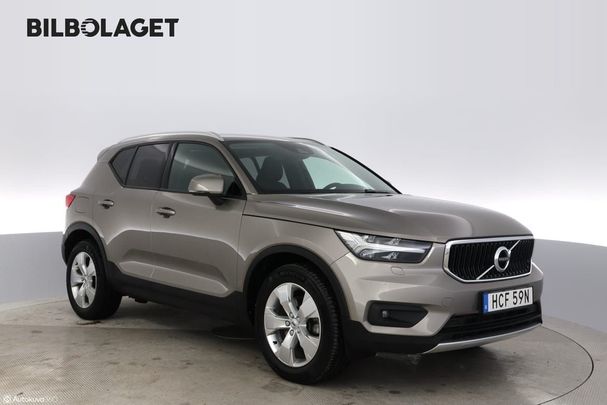 Volvo XC40 D3 AWD Momentum 111 kW image number 2