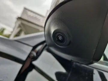 Car image 29