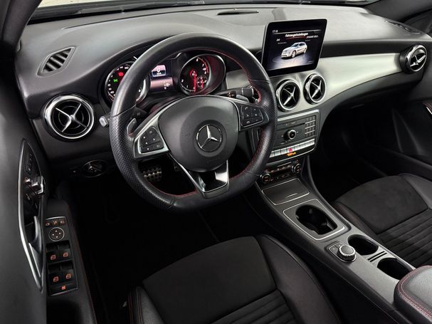 Mercedes-Benz GLA 220 4Matic Line 135 kW image number 17