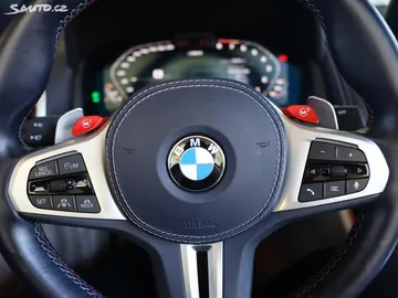 Car image 33