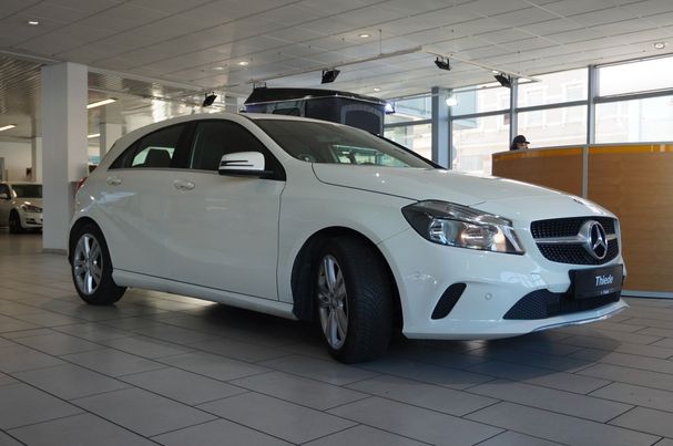 Mercedes-Benz A 200 d Urban 100 kW image number 3